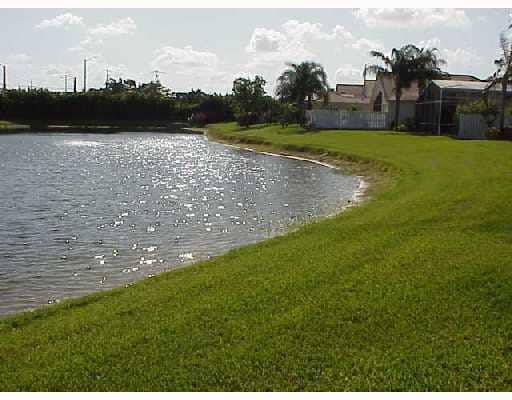 Building Photo - 9067 Long Lake Palm Dr