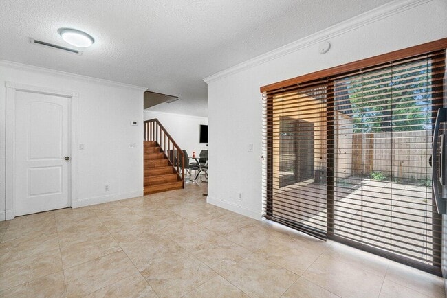 Building Photo - 2453 Waterside Dr