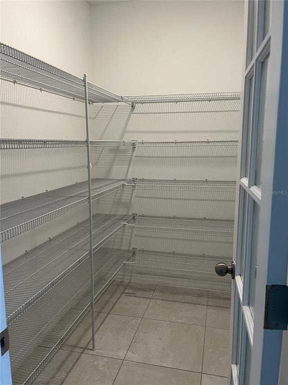 Building Photo - 241 Argyll Dr