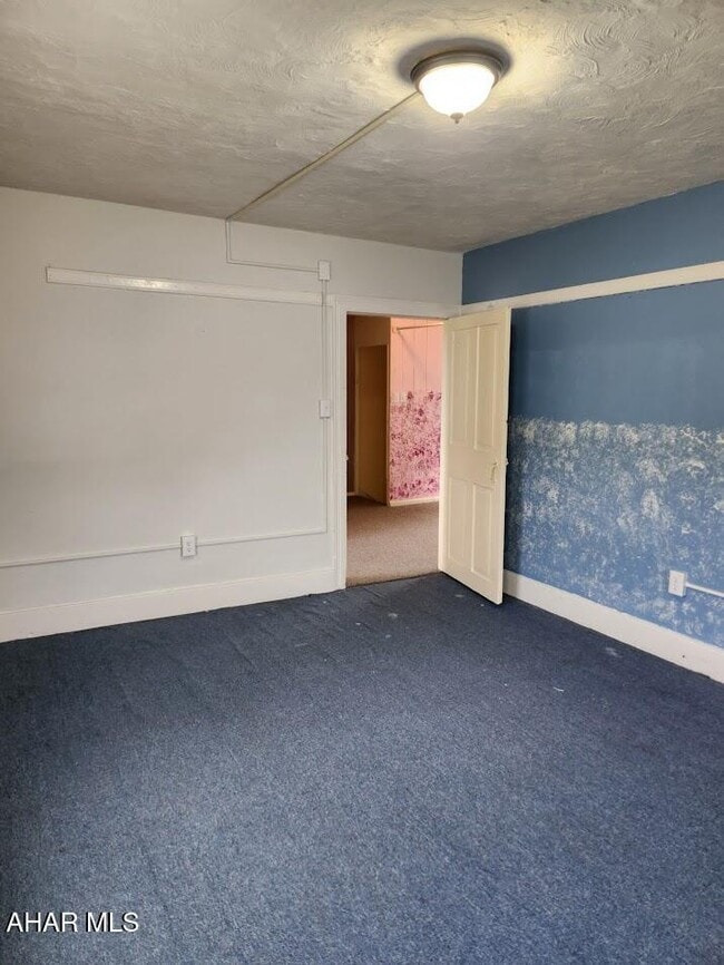Building Photo - 470 Golden Rule Dr