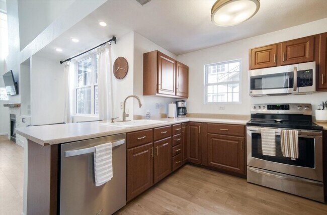 Building Photo - Fantastic Littleton condo  2 bedrooms and ...