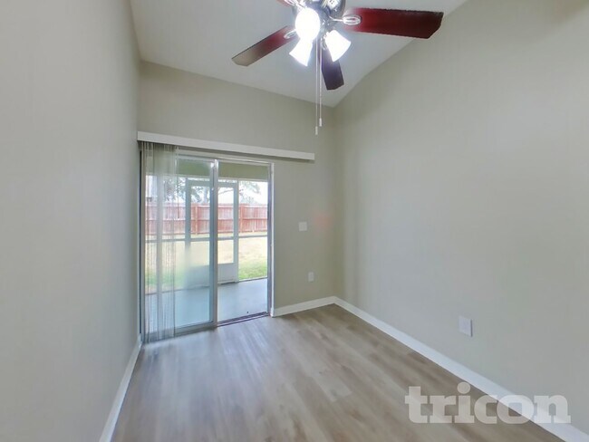 Building Photo - 4401 Reynolds Ridge Ct