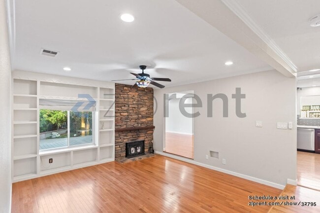 Building Photo - 34348 Atteridge Ct