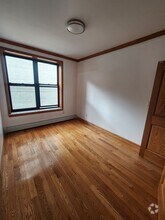 Building Photo - 13259 Maple Ave