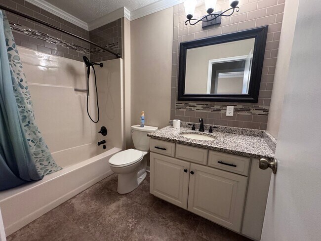 Building Photo - 4430 Chicadee Dr