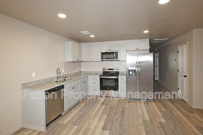 Building Photo - 10574 Tierra Santa Dr