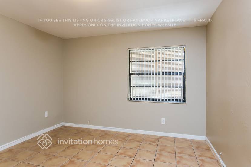 Building Photo - 1314 SW 131st Pl Cir E