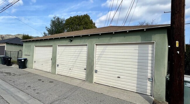 Building Photo - Brighton Properties