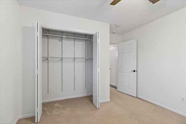 Building Photo - 4026 Northwood Dr