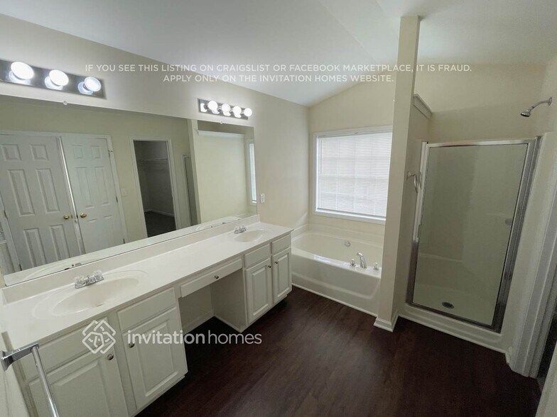 Building Photo - 14407 Asheton Creek Dr