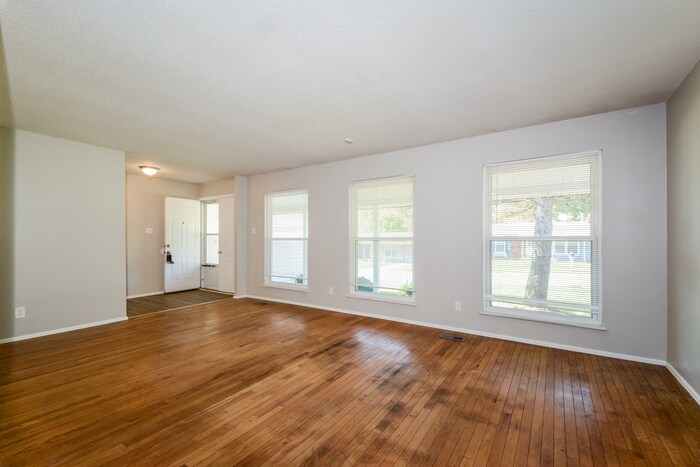 Building Photo - 11728 Vizcuya Ct