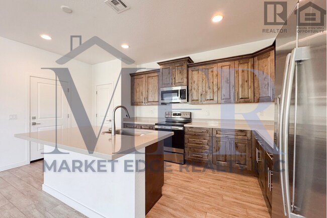 Building Photo - 2Bed/2Bath Gated Turnkey Home in Wickenbur...