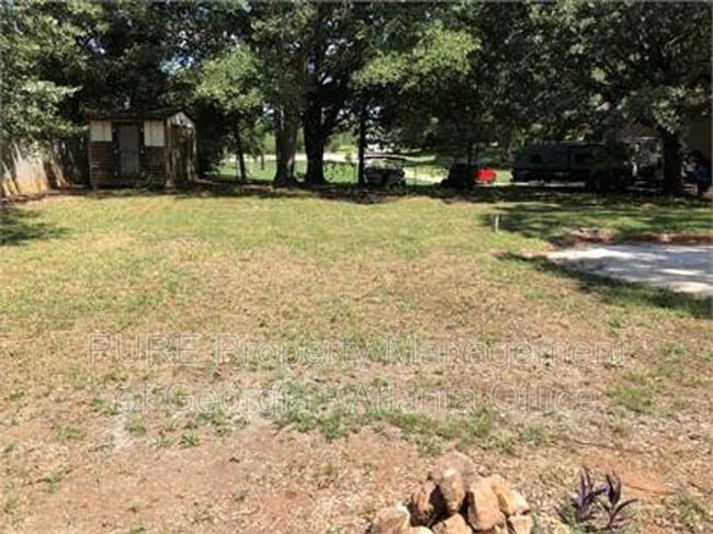 Building Photo - 55 Sunnybrook Dr