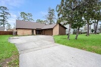 Building Photo - 706 Shenandoah Dr