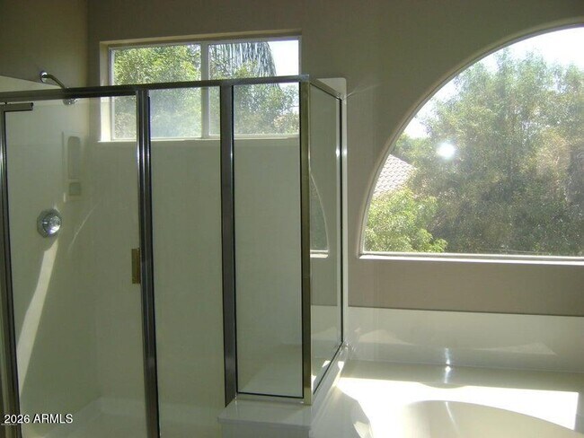 Building Photo - 1217 E Lighthouse Ct