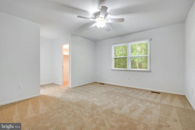 Building Photo - 9622 Cinnamon Creek Dr