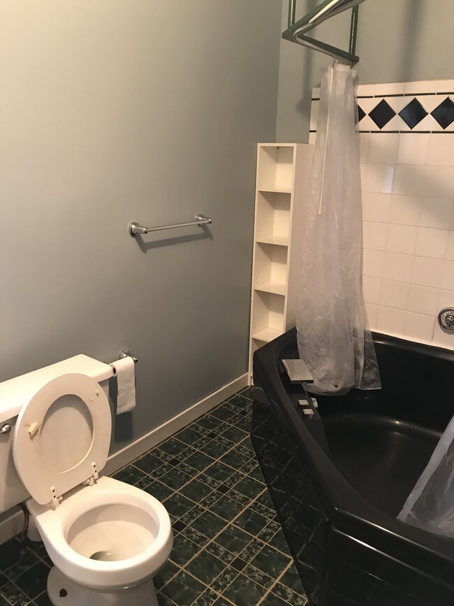 Building Photo - 4351 Dover Center Rd