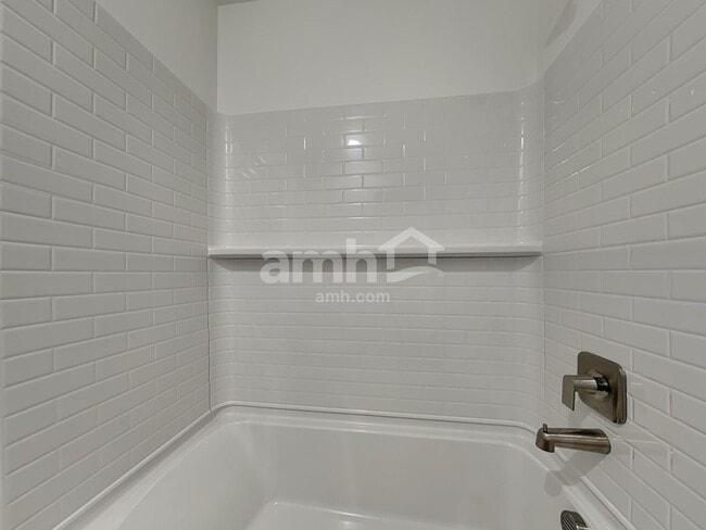 Building Photo - 7716 Selah St SW