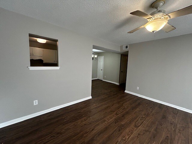 Building Photo - 5525 Hornaday Rd