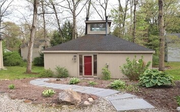 Building Photo - 3 Edgewood Cir