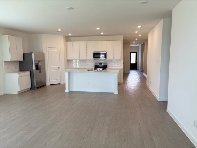 Building Photo - 21710 Willow River Canyon Ln