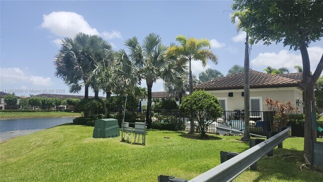 Building Photo - 4228 SW 166th Ct