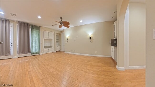 Building Photo - 1274 Calcione Dr