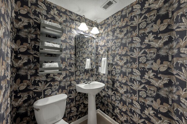 Building Photo - 4774 W Fork Blvd