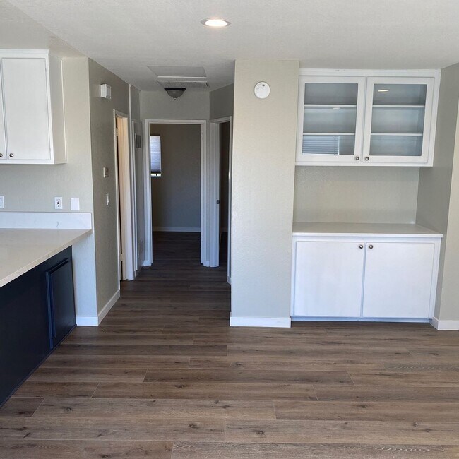 Building Photo - 21375 Bear Valley Rd