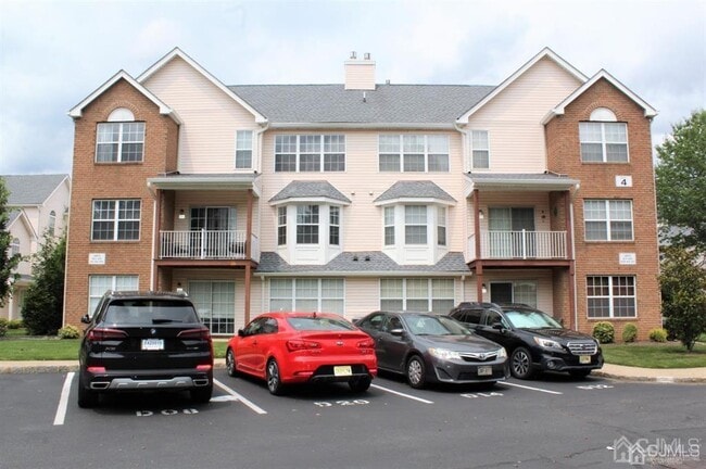 Primary Photo - 405 Plymouth Rd