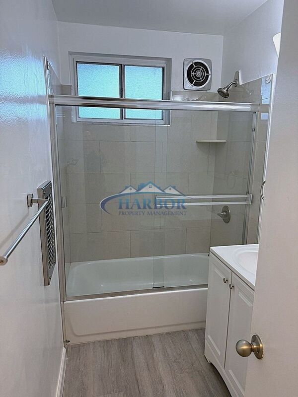 Building Photo - 1642 259th Pl