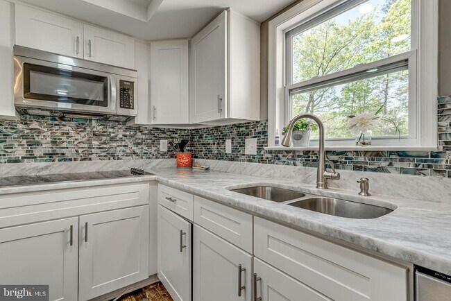 Building Photo - 11315 Demmy Way