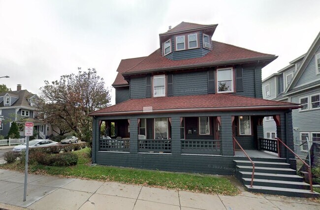 Building Photo - 78 N Beacon St