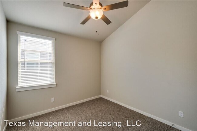 Building Photo - 714 Fallow Dr