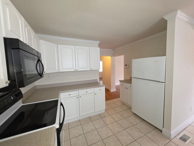 Building Photo - 356 Melbourne Ct