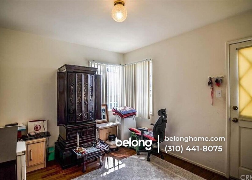Building Photo - 1640 W 218th St