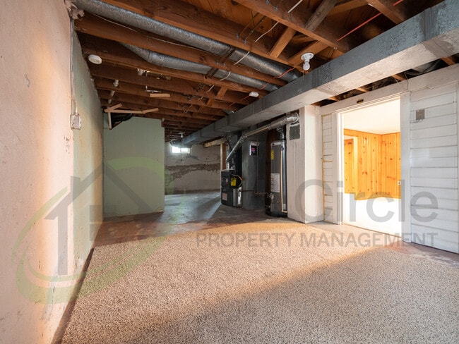 Building Photo - 513 6th St N