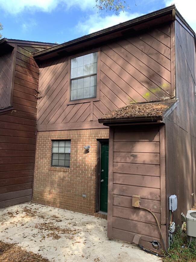 Building Photo - 2319 Hartsfield Way
