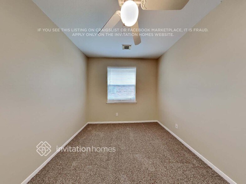 Building Photo - 7022 Fuchsia Ln