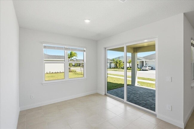 Building Photo - 11247 Barnstead Wy