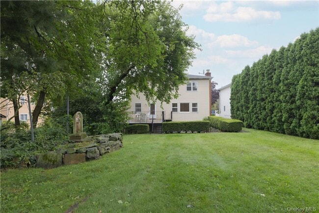 Building Photo - 30 Cassilis Ave