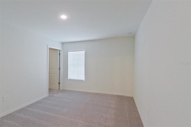 Building Photo - 4020 Garden Blvd