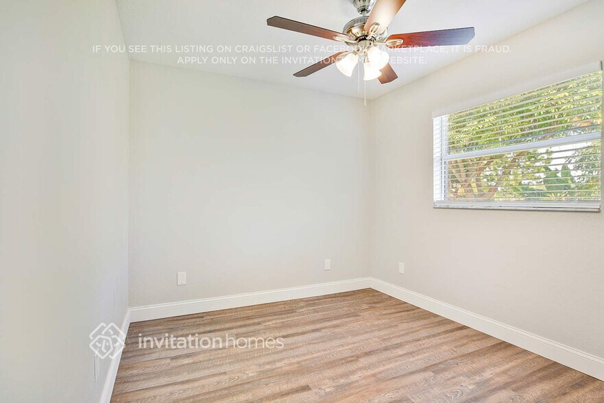 Building Photo - 475 Lear St