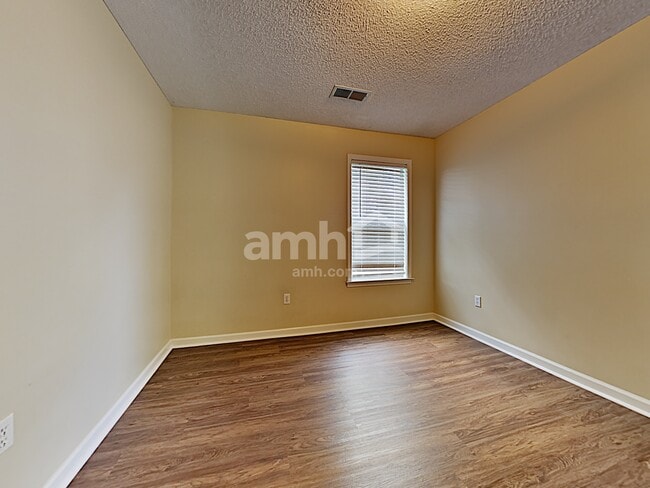 Building Photo - 5633 Michaelson Dr