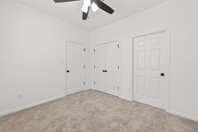 Building Photo - 10949 Cannes Memorial Dr