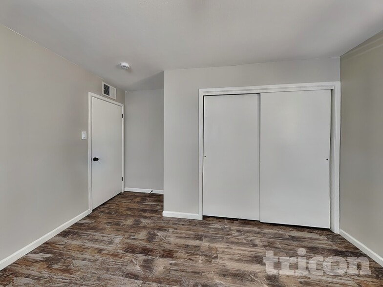 Building Photo - 1835 Childers Dr NE