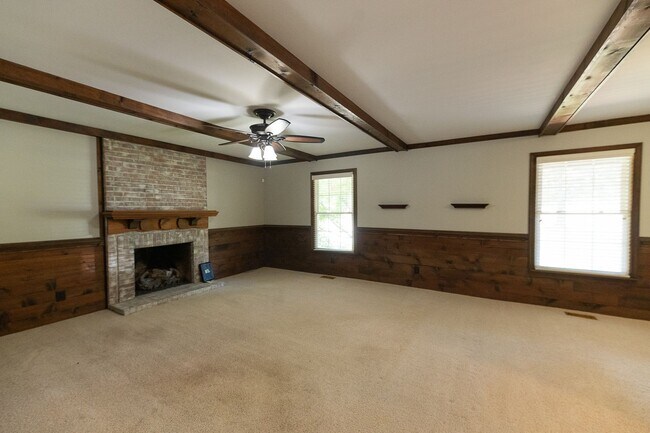 Building Photo - 5517 Robinridge Rd