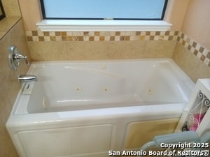 Building Photo - 200 Scenic Crest