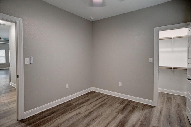 Building Photo - 123 S Kanaio Dr