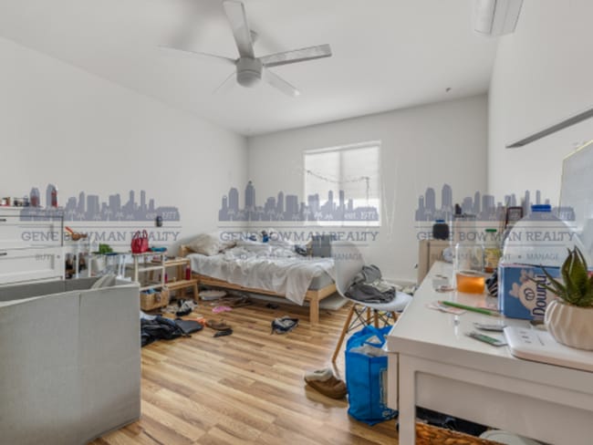 Building Photo - 5522 Dorothy Dr